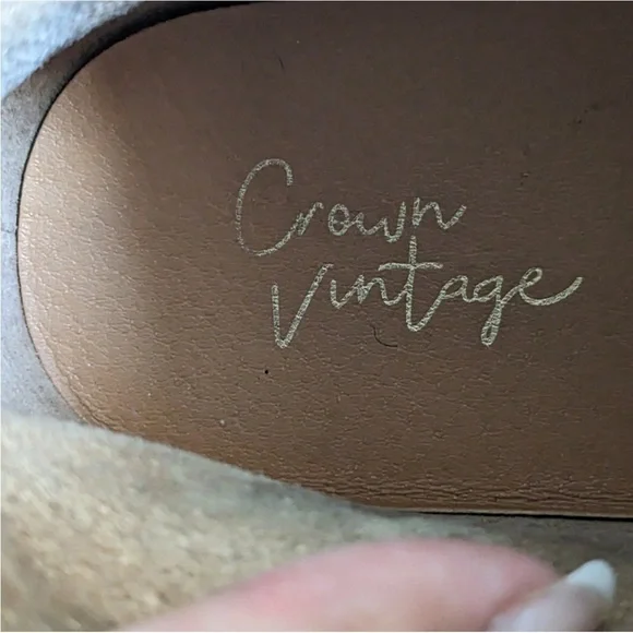 Crown Vintage Tan Sneakers with Suede Finish - Picture 2 of 11
